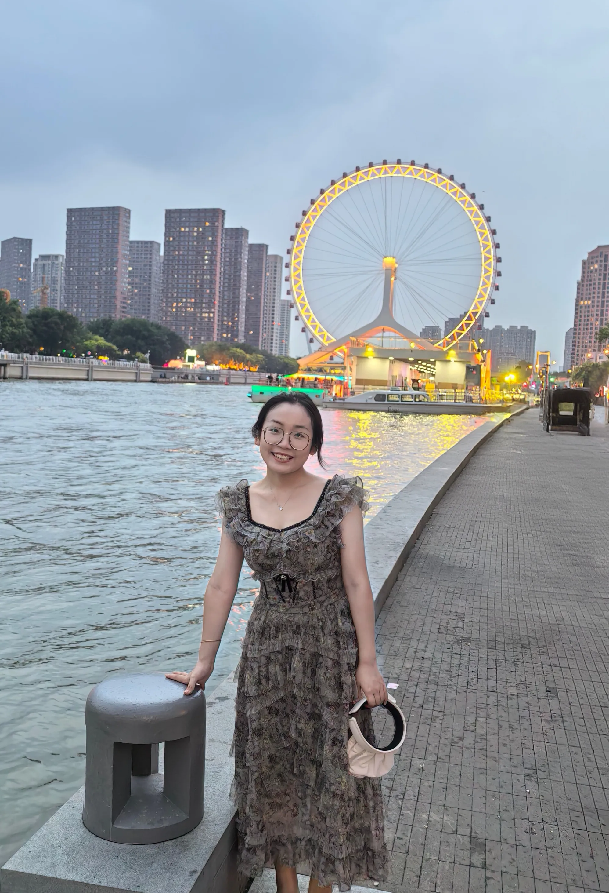 连慧婕 / Hui-Jie Lian